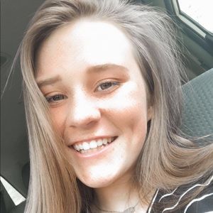 Meet your Posher, Gracie